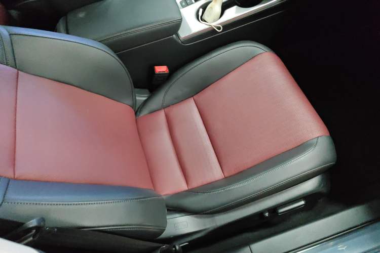 Used Honda Integra 2023 2.0L eHEV Sharp – Premium Edition Right Front Seat