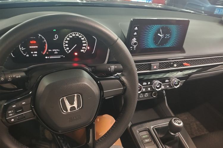 Used Honda Integra 2022 240TURBO Manual Exclusive Edition Center Console