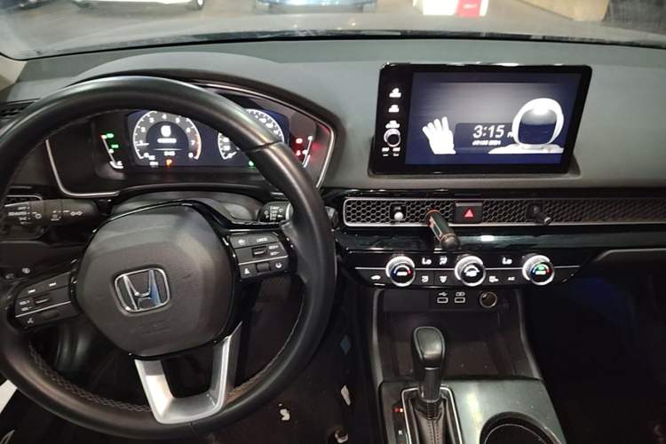 Used Honda Integra 2022 240TURBO CVT Luxury Edition Center Console
