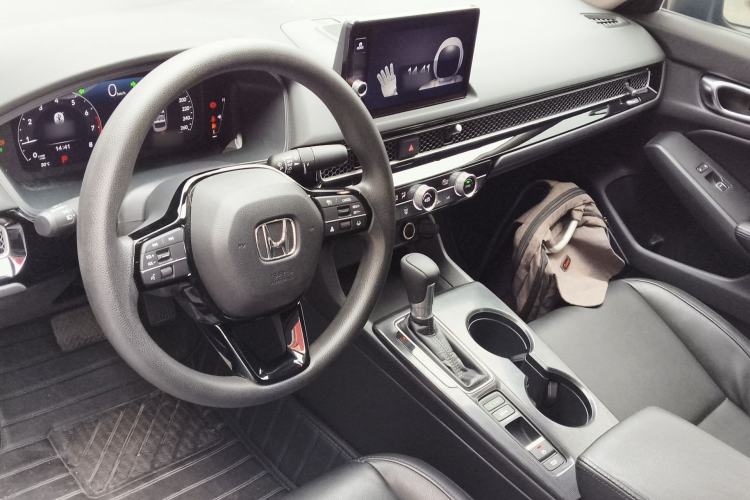 Used Honda Integra 2022 240TURBO CVT Technology Edition Center Console