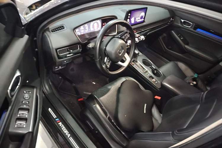 Used Honda Integra 2022 240TURBO CVT Luxury Edition Driver Seat