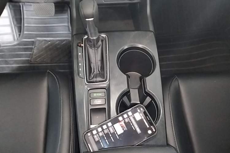Used Honda Integra 2022 240TURBO CVT Technology Edition Gear Lever