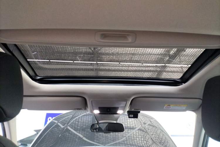 Used Honda Integra 2022 240TURBO CVT Technology Edition Headliner
