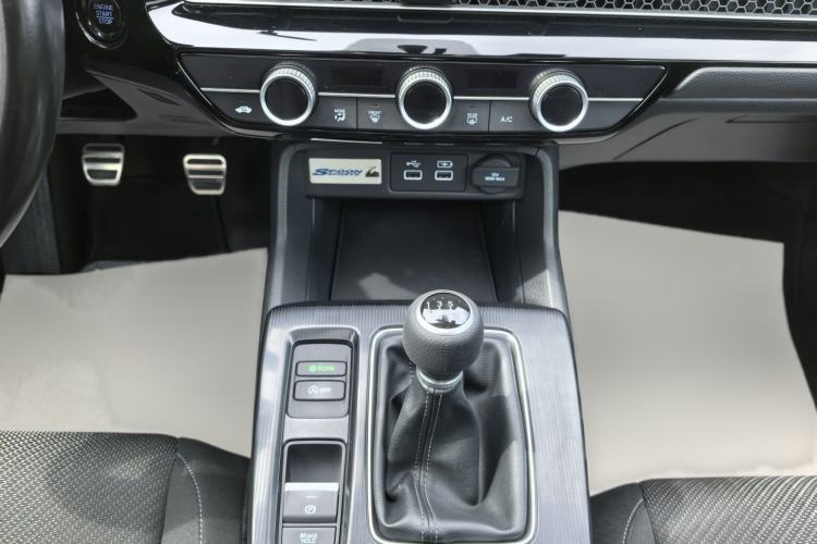 Used Honda Integra 2022 240TURBO Manual Exclusive Edition Interior 8
