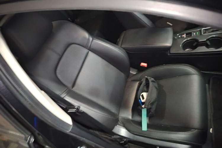 Used Honda Integra 2022 240TURBO CVT Luxury Edition Right Front Seat