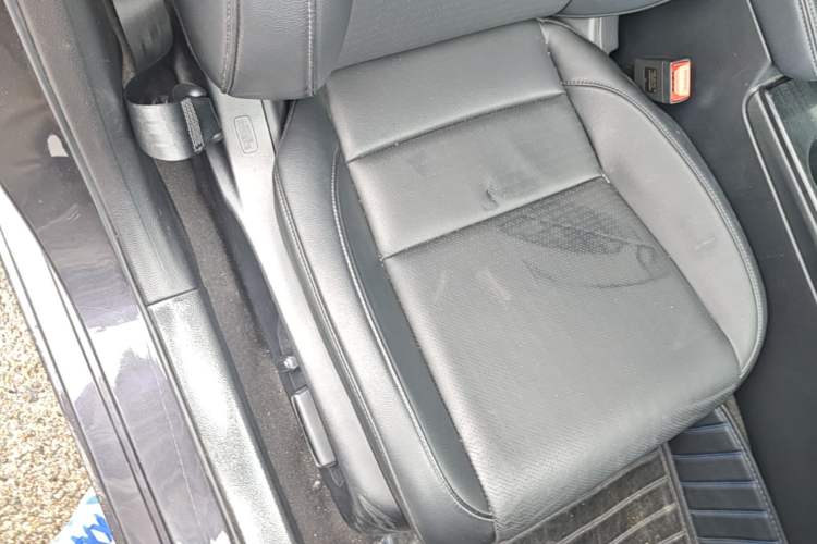Used Honda Integra 2022 240TURBO CVT Luxury Edition Right Front Seat