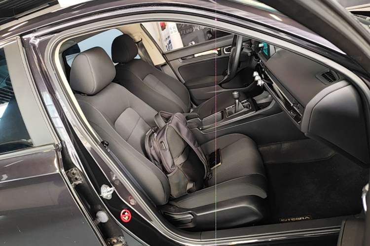 Used Honda Integra 2022 240TURBO Manual Exclusive Edition Right Front Seat