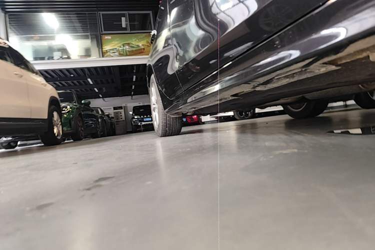 Used Honda Integra 2022 240TURBO Manual Exclusive Edition Right Side Sill