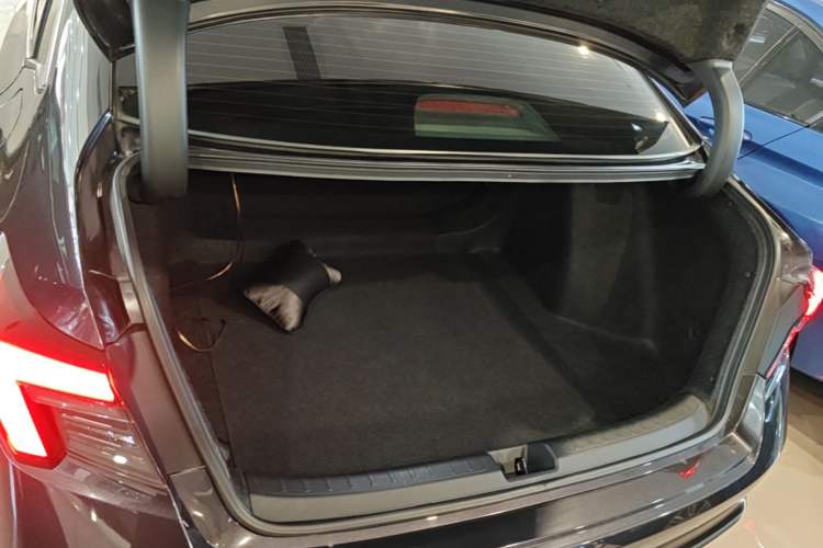 Used Honda Integra 2022 240TURBO CVT Technology Edition Trunk