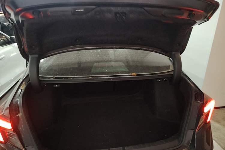 Used Honda Integra 2022 240TURBO CVT Luxury Edition Trunk