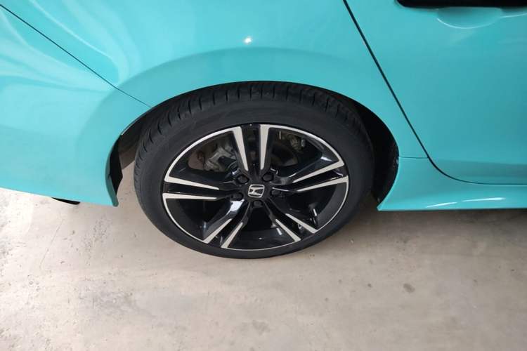 Used Honda Integra 2022 240TURBO CVT Phantom Night Luxury Edition Right Rear Wheel Hub