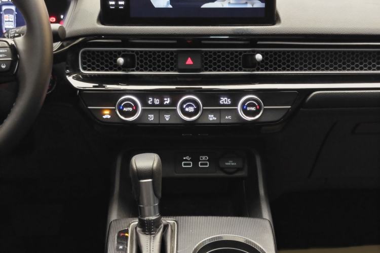 Used Honda Integra 2022 240TURBO CVT Technology Edition Interior 11