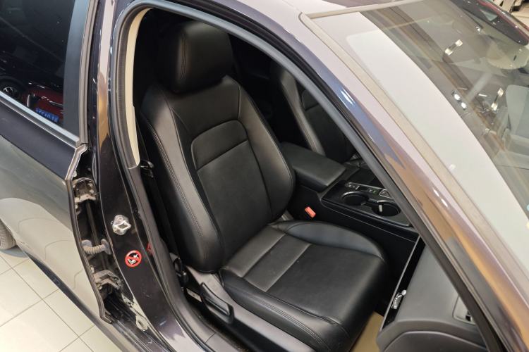 Used Honda Integra 2022 240TURBO CVT Technology Edition Right Front Seat