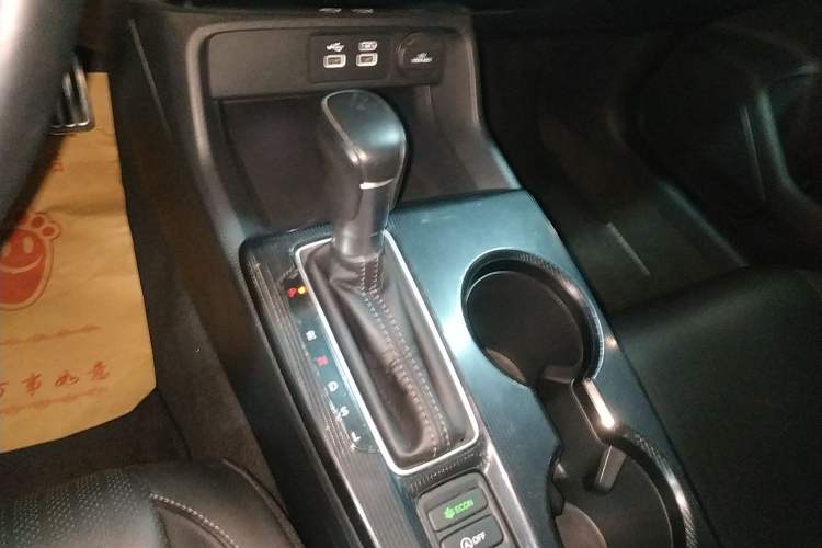 Used Honda Integra 2022 240TURBO CVT Phantom Night Luxury Edition Gear Lever