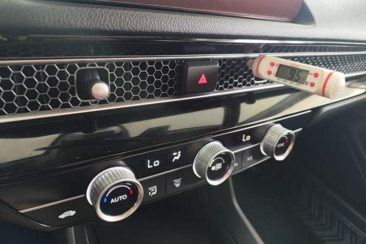 Used Honda Integra 2022 240TURBO CVT Luxury Edition Audio And AC Panel