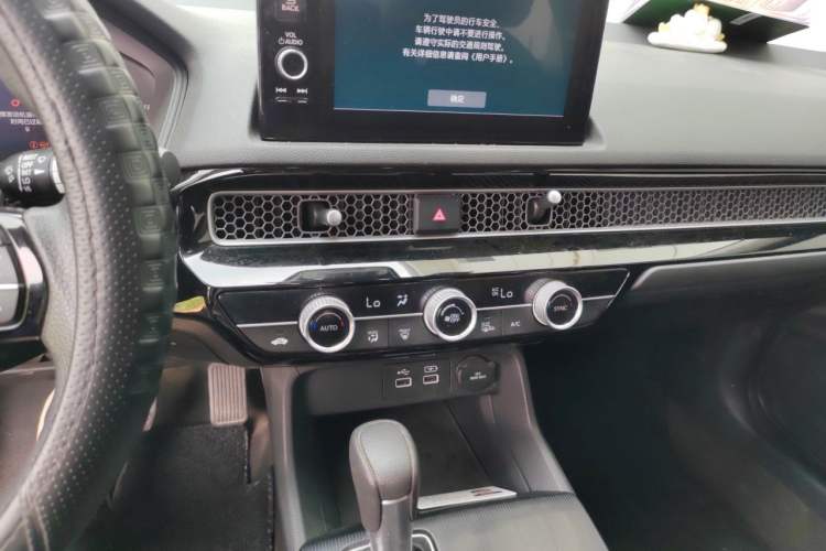 Used Honda Integra 2022 240TURBO CVT Technology Edition Audio And AC Panel