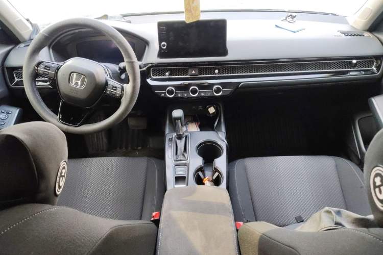 Used Honda Integra 2022 240TURBO CVT Technology Edition Center Console