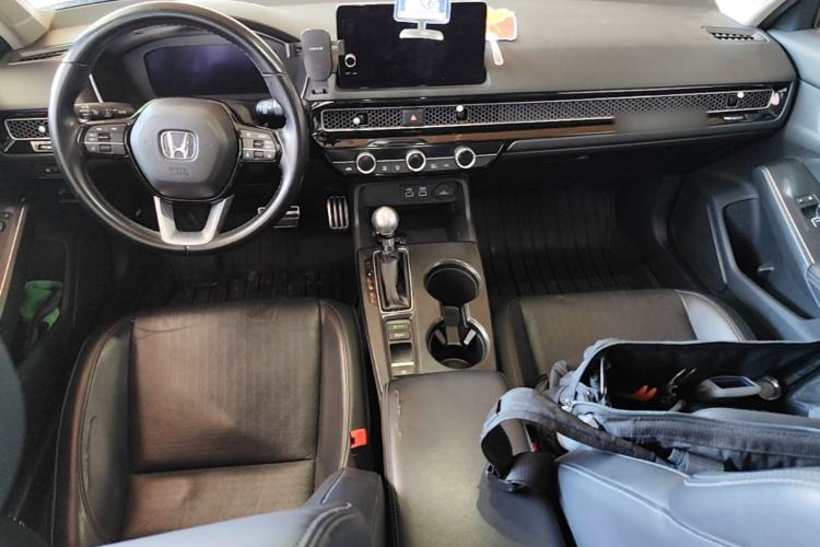 Used Honda Integra 2022 240TURBO CVT Phantom Night Luxury Edition Center Console