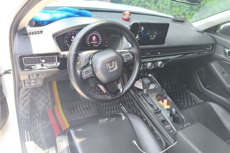 Used Honda Integra 2022 240TURBO CVT Technology Edition Center Console
