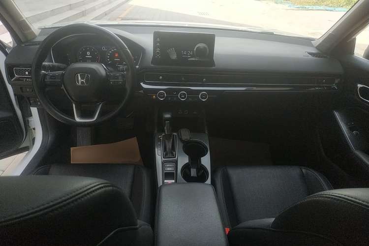 Used Honda Integra 2022 240TURBO CVT Luxury Edition Center Console