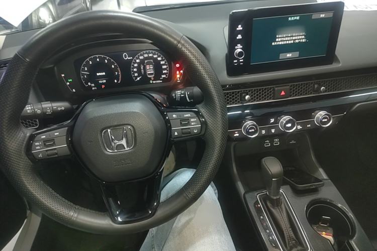 Used Honda Integra 2022 240TURBO CVT Technology Edition Center Console