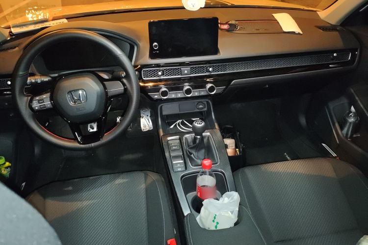 Used Honda Integra 2022 240TURBO Manual Exclusive Edition Center Console