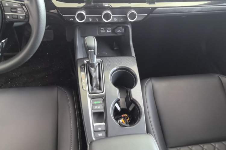 Used Honda Integra 2022 240TURBO CVT Technology Edition Gear Lever