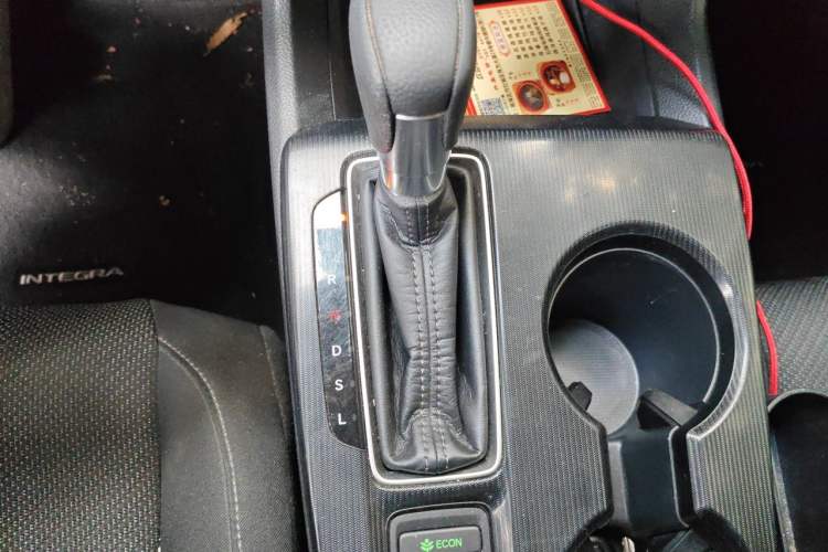 Used Honda Integra 2022 240TURBO CVT Technology Edition Gear Lever