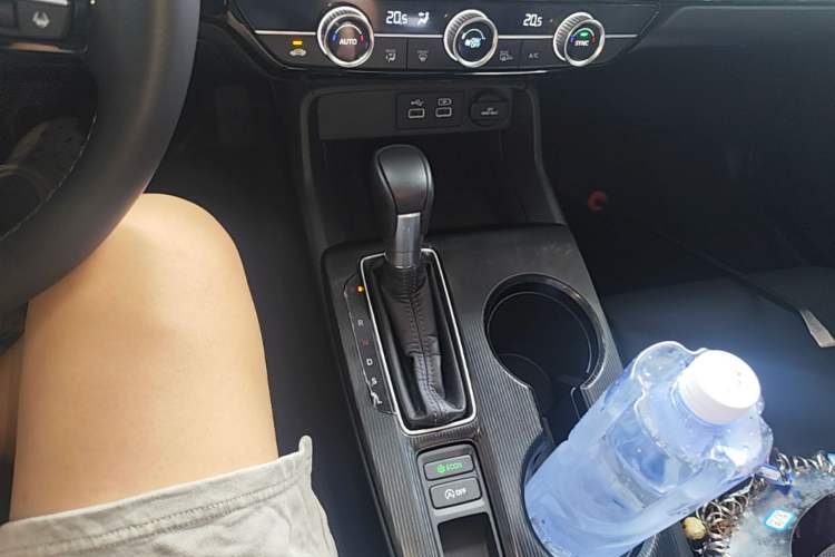 Used Honda Integra 2022 240TURBO CVT Luxury Edition Gear Lever