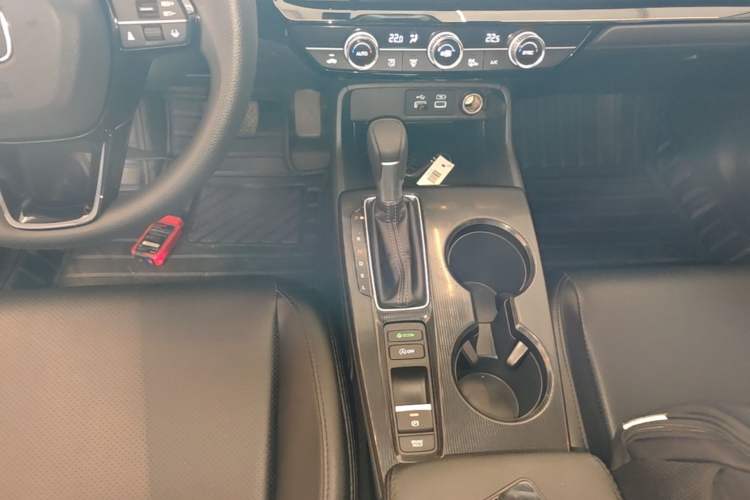 Used Honda Integra 2022 240TURBO CVT Technology Edition Gear Lever