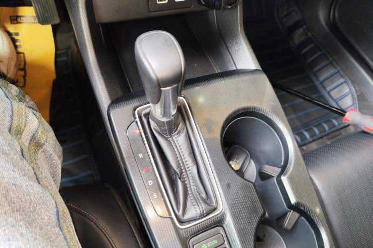 Used Honda Integra 2022 240TURBO CVT Luxury Edition Gear Lever