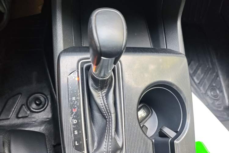 Used Honda Integra 2022 240TURBO CVT Luxury Edition Gear Lever