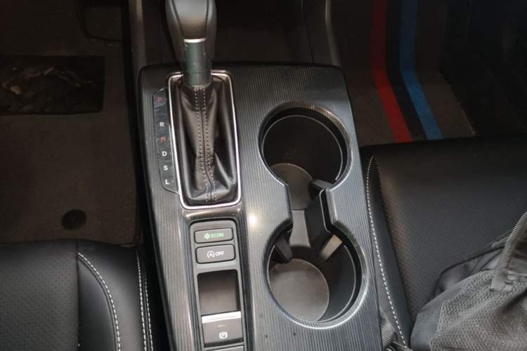 Used Honda Integra 2022 240TURBO CVT Phantom Night Luxury Edition Gear Lever