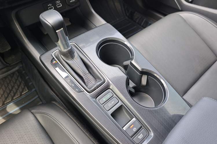 Used Honda Integra 2022 240TURBO CVT Phantom Night Luxury Edition Gear Lever