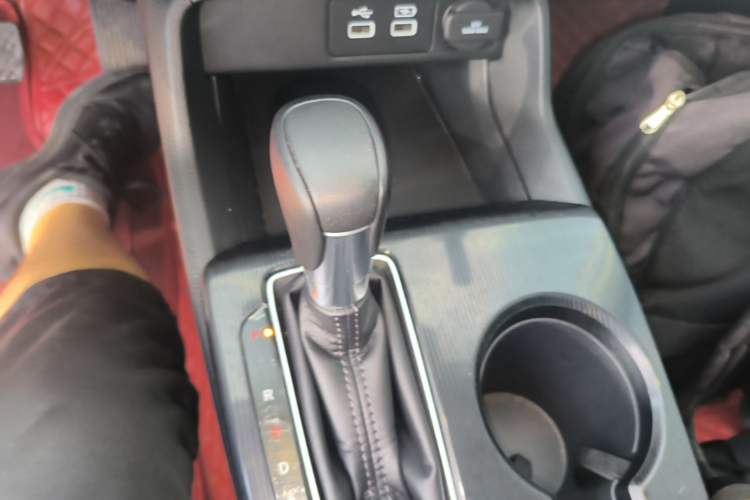 Used Honda Integra 2022 240TURBO CVT Luxury Edition Gear Lever