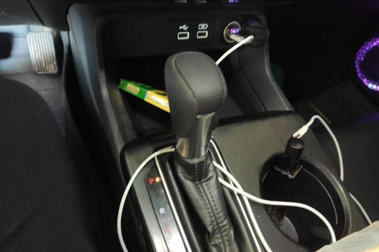 Used Honda Integra 2022 240TURBO CVT Technology Edition Gear Lever