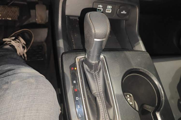 Used Honda Integra 2022 240TURBO CVT Technology Edition Gear Lever