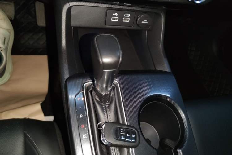 Used Honda Integra 2022 240TURBO CVT Luxury Edition Gear Lever