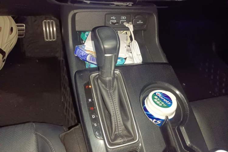 Used Honda Integra 2022 240TURBO CVT Phantom Night Luxury Edition Gear Lever