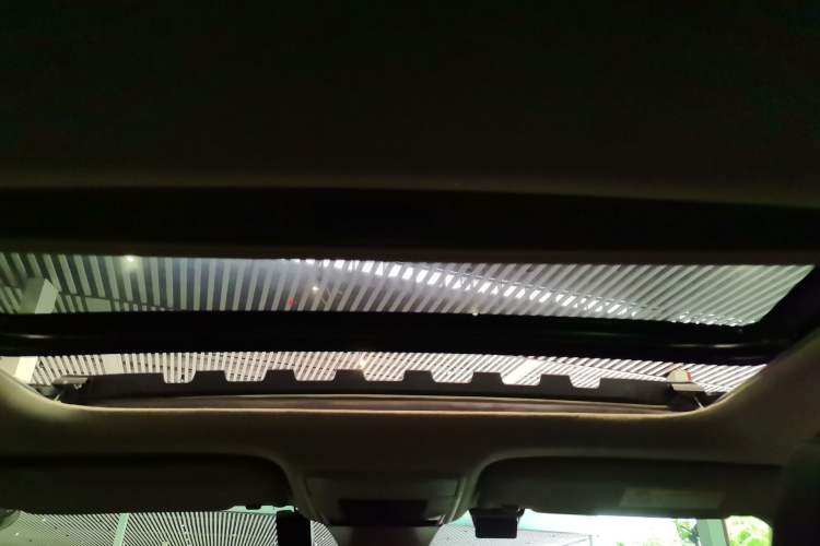 Used Honda Integra 2022 240TURBO CVT Technology Edition Headliner