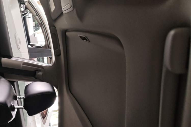 Used Honda Integra 2022 240TURBO CVT Technology Edition Headliner