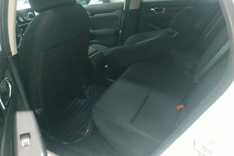 Used Honda Integra 2022 240TURBO Manual Exclusive Edition Interior 4