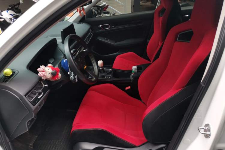 Used Honda Integra 2022 240TURBO Manual Exclusive Edition Left Front Seat