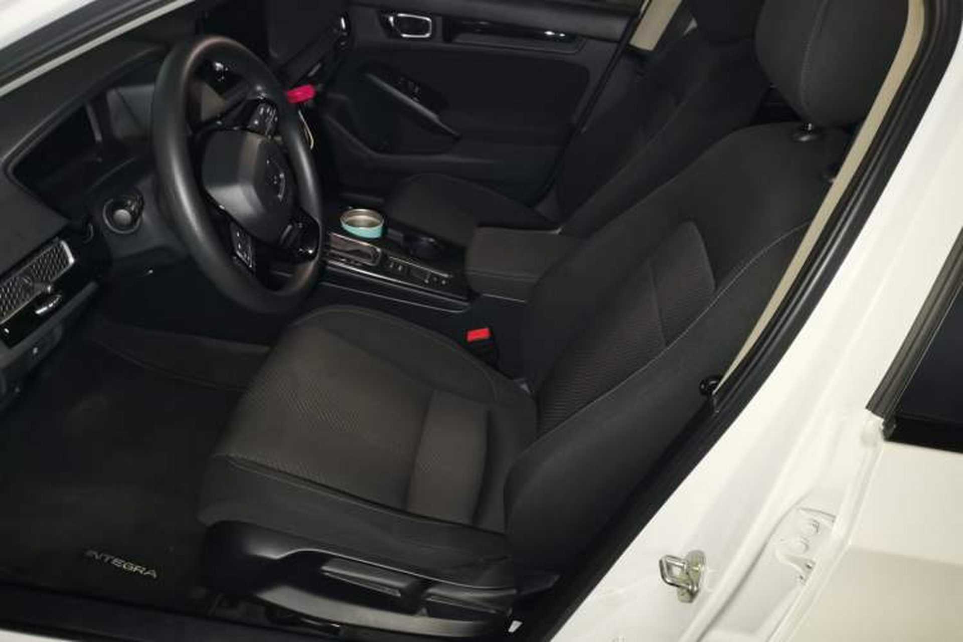 Used Honda Integra 2022 240TURBO CVT Technology Edition Left Front Seat