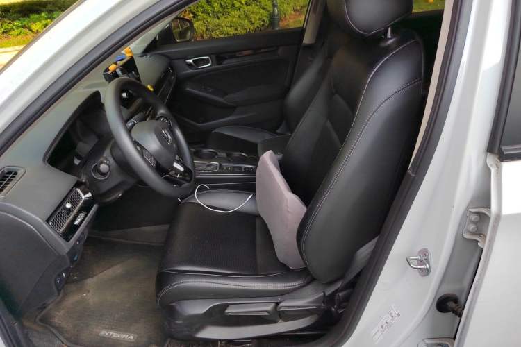 Used Honda Integra 2022 240TURBO CVT Technology Edition Left Front Seat