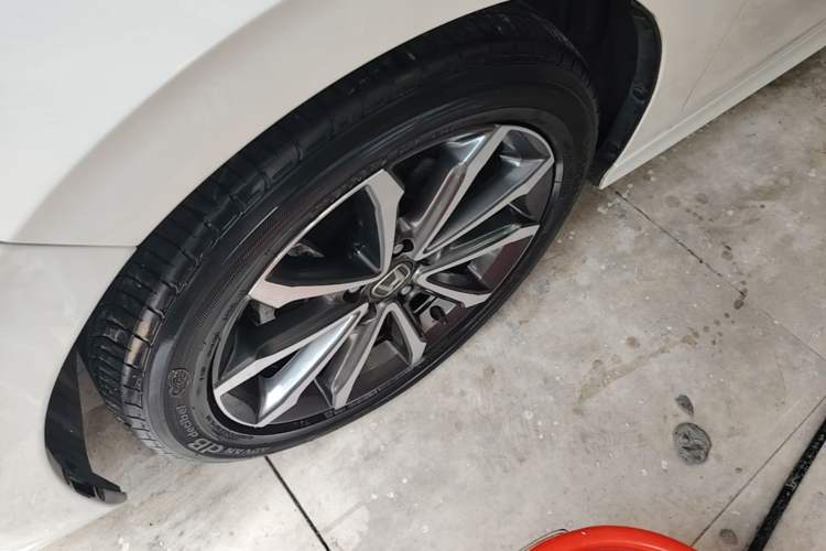 Used Honda Integra 2022 240TURBO CVT Luxury Edition Left Front Wheel Hub