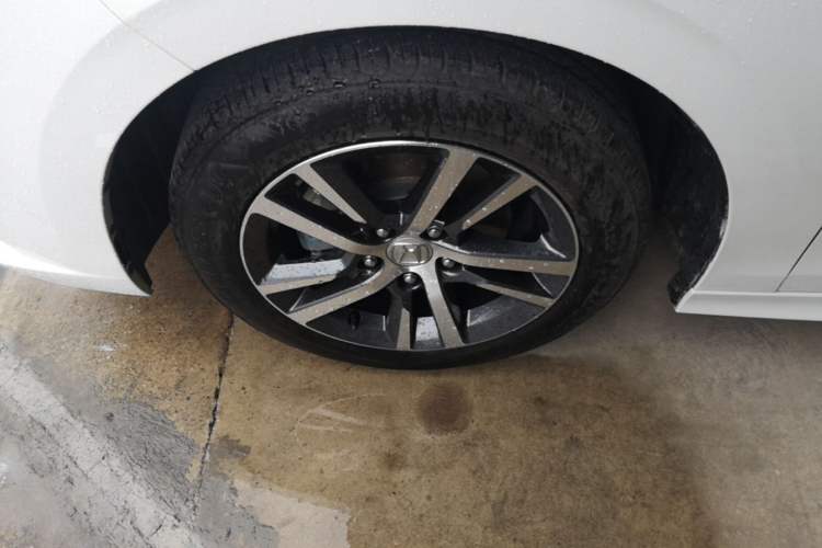 Used Honda Integra 2022 240TURBO CVT Phantom Night Luxury Edition Left Front Wheel Hub