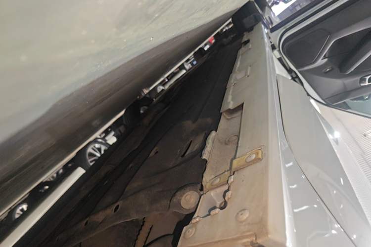Used Honda Integra 2022 240TURBO CVT Luxury Edition Left Side Sill