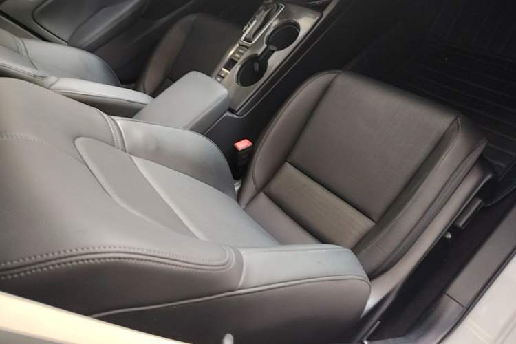 Used Honda Integra 2022 240TURBO CVT Luxury Edition Right Front Seat