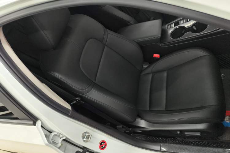 Used Honda Integra 2022 240TURBO CVT Luxury Edition Right Front Seat